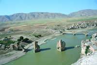 GAP projesinin tamamlanmasnn ardndan yokolacak tarihi deerlerimizden biri: Hasankeyf